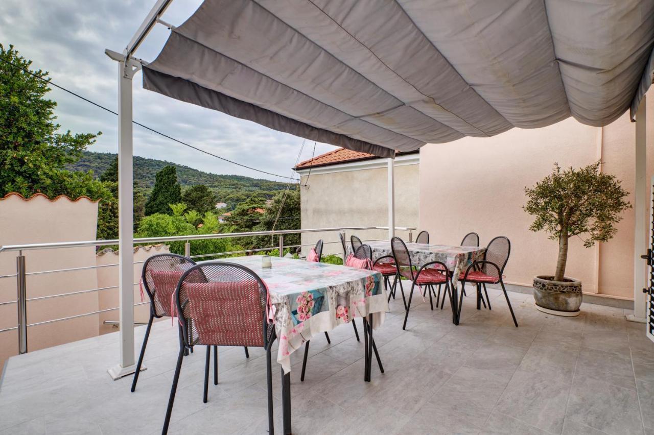 Apartments Ljubica Veli Lošinj Екстериор снимка